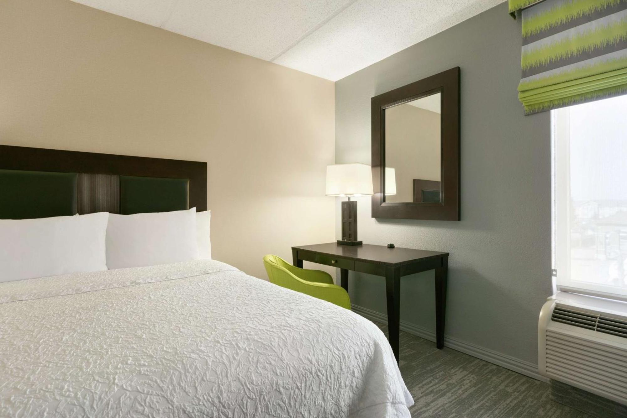 Hampton Inn And Suites Houston Clear Lake Nasa Webster Zewnętrze zdjęcie